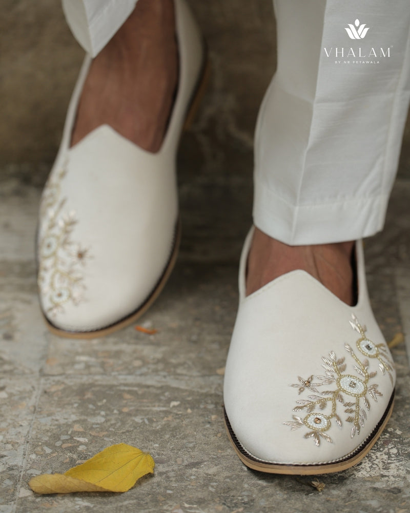 Handmade Ivory Buff Velvet Groom Jutti with Exquisite Handwork