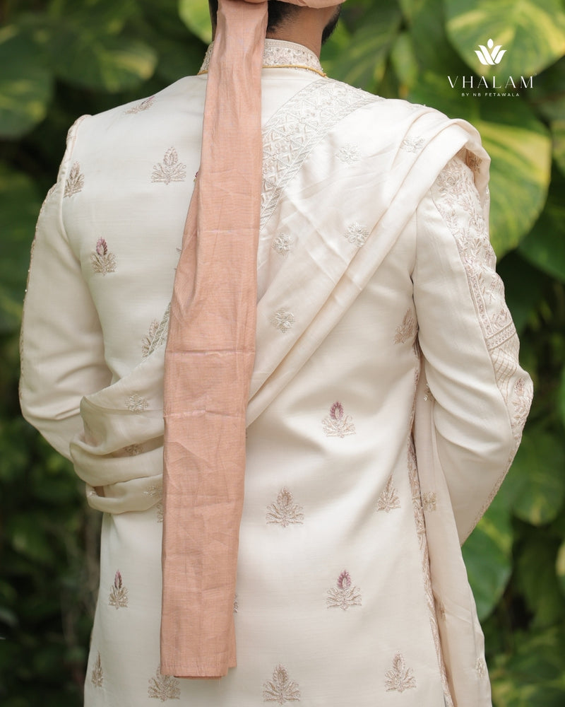 Classic Off-White Wedding Shawl with Intricate Thread Work