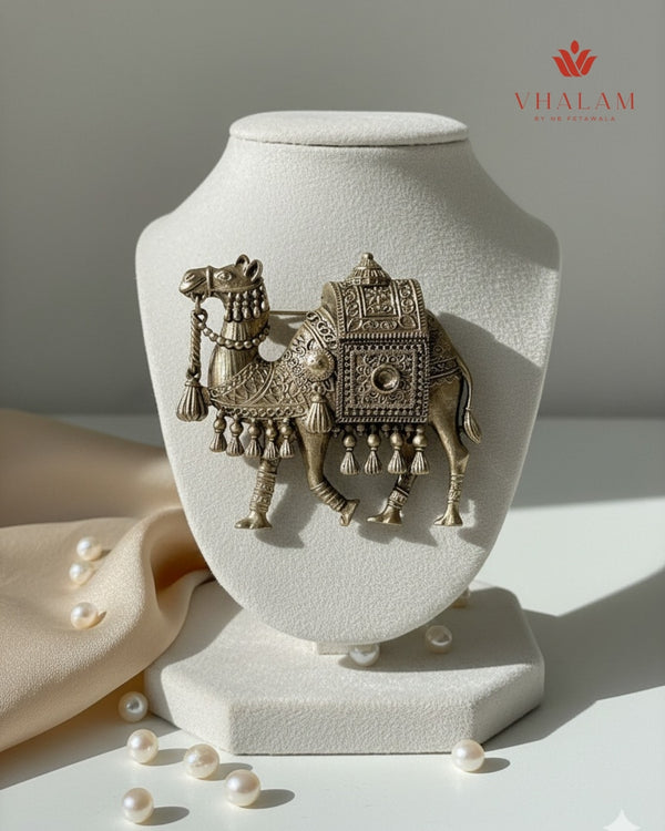 Rajasthani Camel Motif Brooch and Button Set for Wedding Outfit