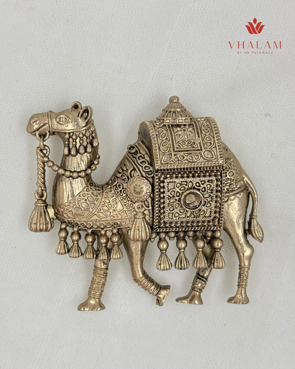 Rajasthani Camel Motif Brooch and Button Set for Wedding Outfit