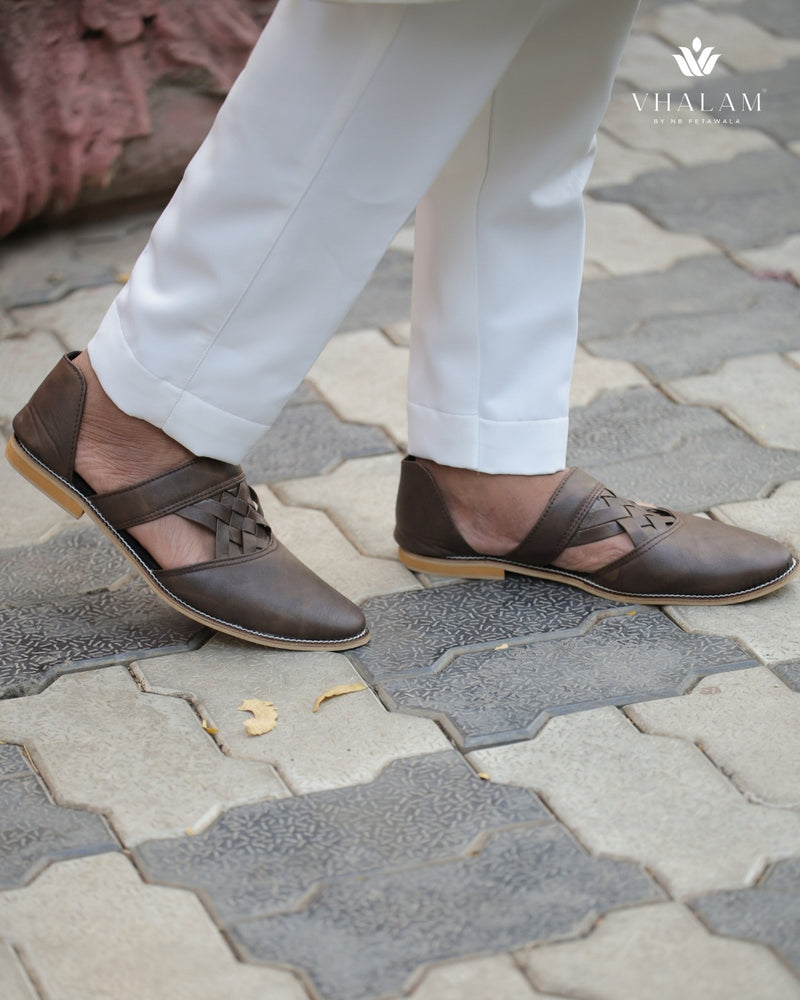 Handmade Brown Sandle-Style Groom Jutti