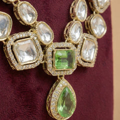 Emerald Statement Polished Gold Heritage Mala