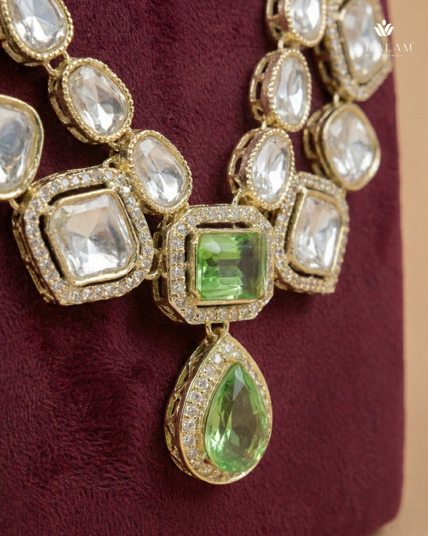 Emerald Statement Polished Gold Heritage Mala