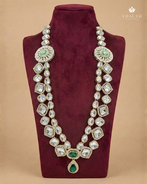 Emerald Heritage Double-Layer Polished Gold Mala