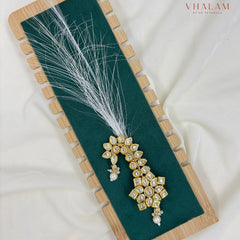 Classic Floral Kundan Turban Brooch with Pearl Detailing