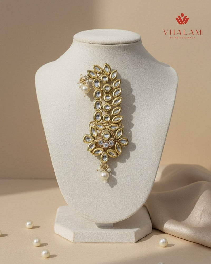 Classic Floral Leaf Design Kundan Safa Brooch