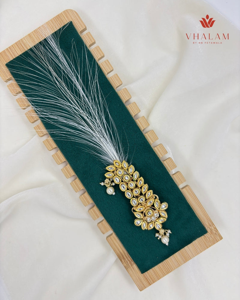 Classic Floral Leaf Design Kundan Safa Brooch