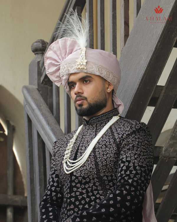 Royal Light Purple Wedding Pagdi with Pearl Brooch & Feather