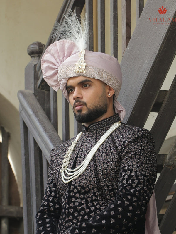 Royal Light Purple Wedding Pagdi with Pearl Brooch & Feather