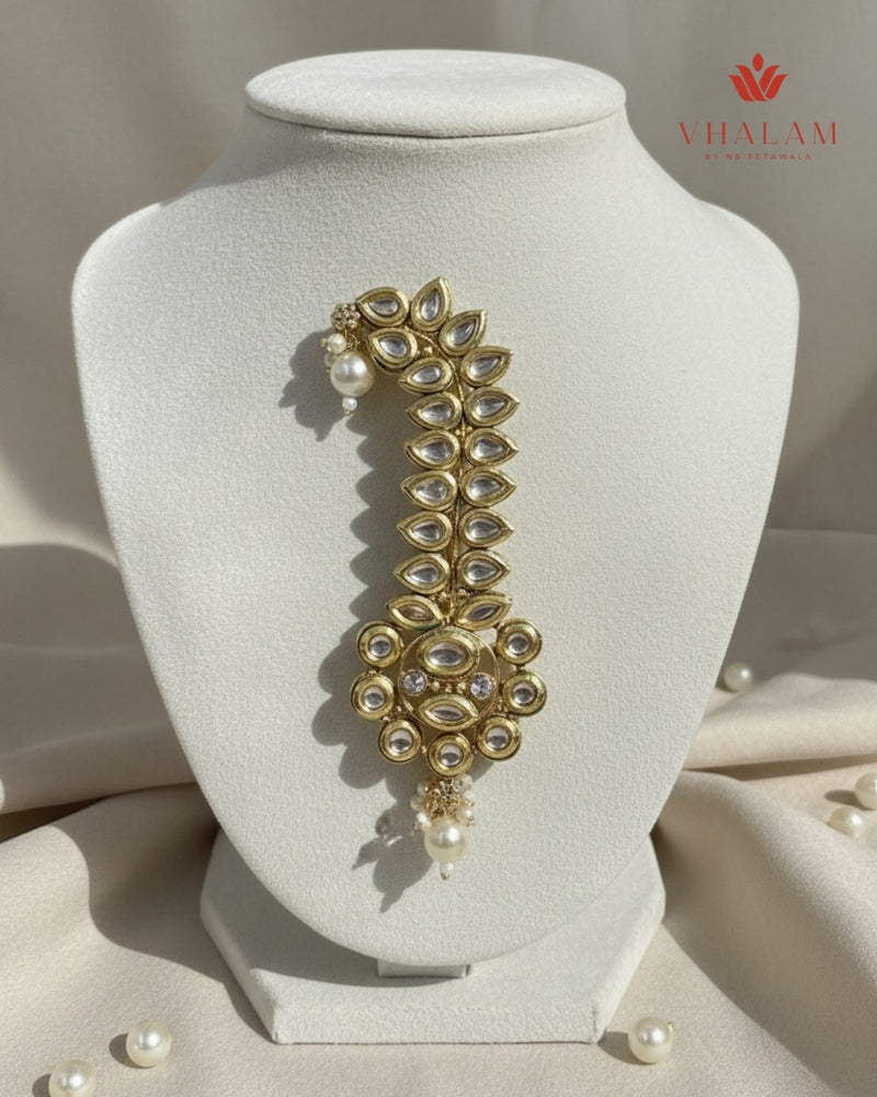 Classic Polki Work Groom Brooch in Leaf Design