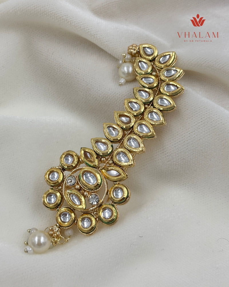 Classic Polki Work Groom Brooch in Leaf Design