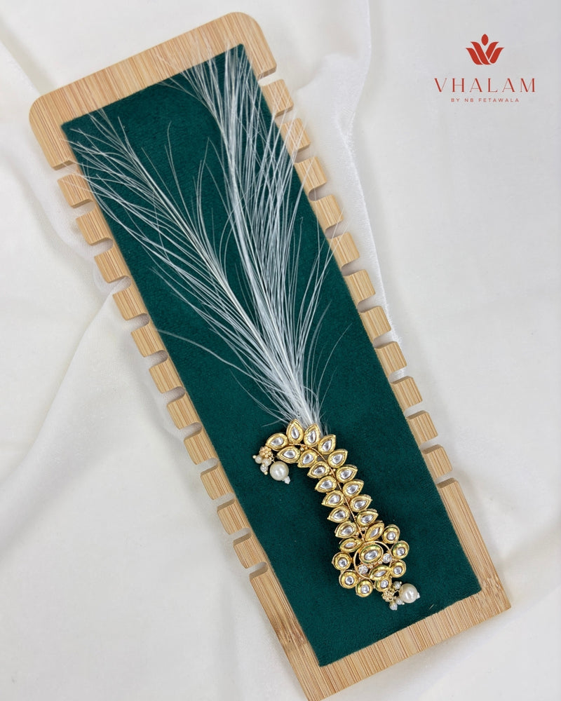 Classic Polki Work Groom Brooch in Leaf Design