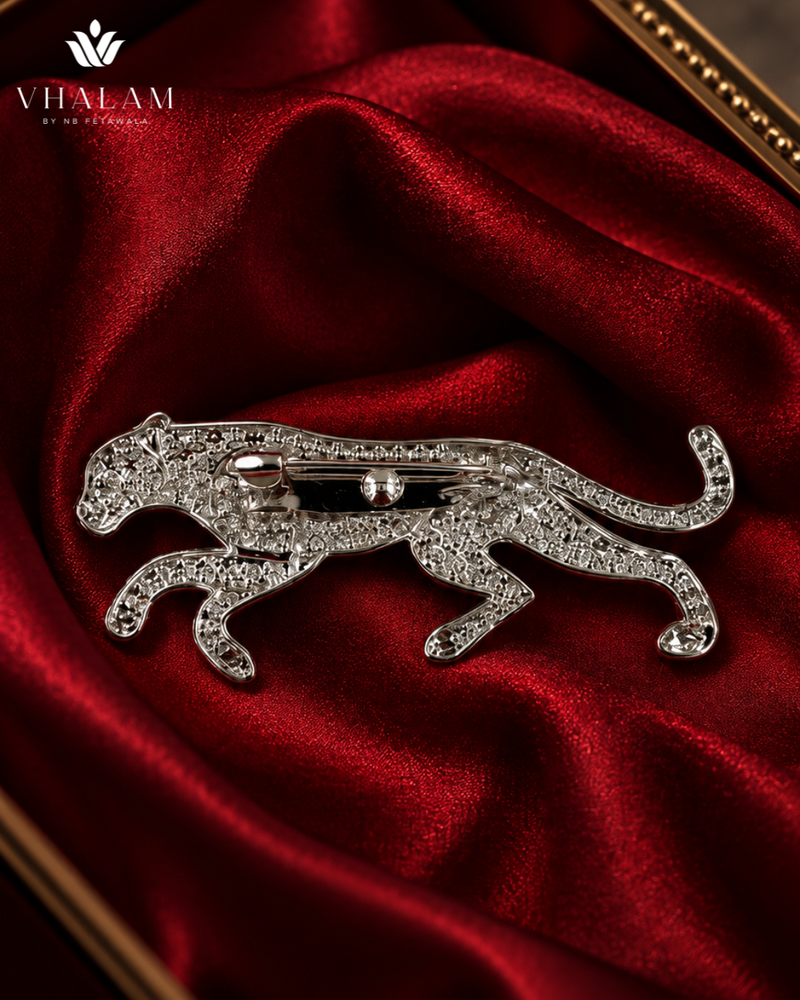 Rajsi Vyaghra Gati Brooch