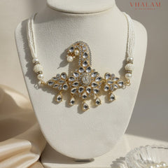 Royal Crystal Floral Turban Brooch With Pearl Strings