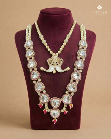 Groom Pink Triangle Kundan Wagh Nakh Dual Mala