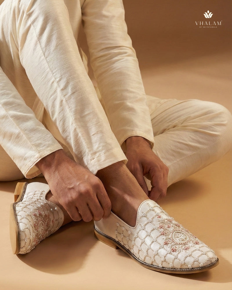 Pearl Sandpiper Artisan Loafer – Geometric Jaal & Pink Floral Groom Jutti