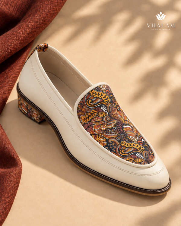 Handcrafted Maharaja Printed Cream Wedding Loafers