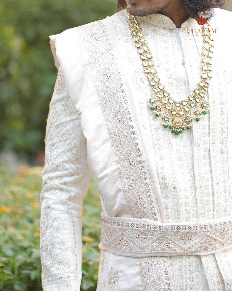 Elegant Cream Shawl with Subtle Maroon and Gold Detailing