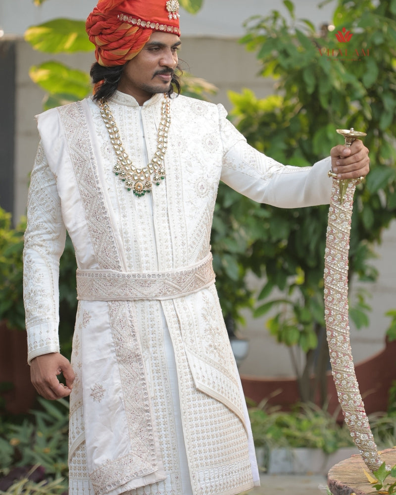 Elegant Cream Shawl with Subtle Maroon and Gold Detailing
