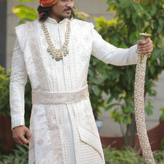 Elegant Cream Shawl with Subtle Maroon and Gold Detailing