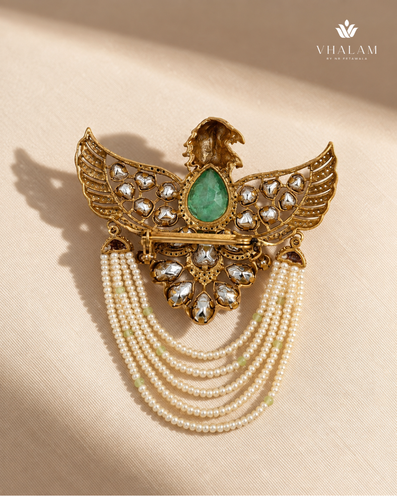 Garuda Pastel Green Emerald Pearl Suit Brooch