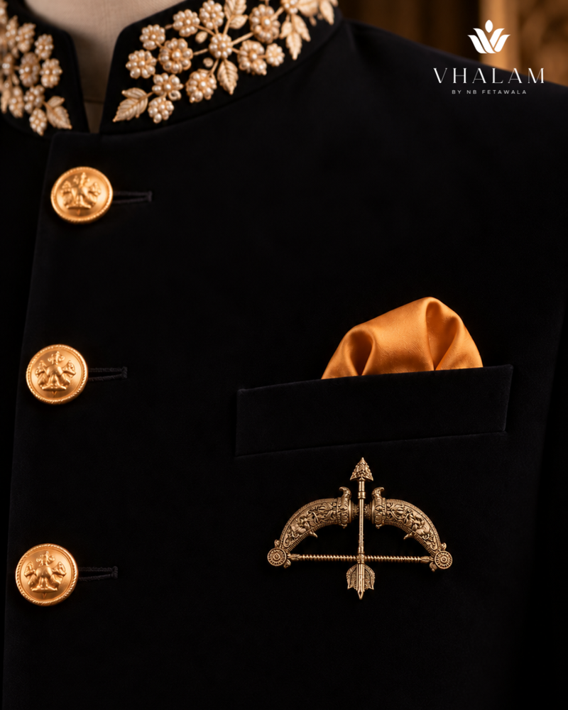 Rajsi Dhanush Brooch