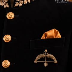 Rajsi Dhanush Brooch