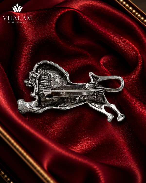 Rajsi Simha Garjana Silver Brooch
