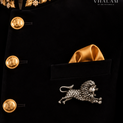 Rajsi Simha Garjana Silver Brooch
