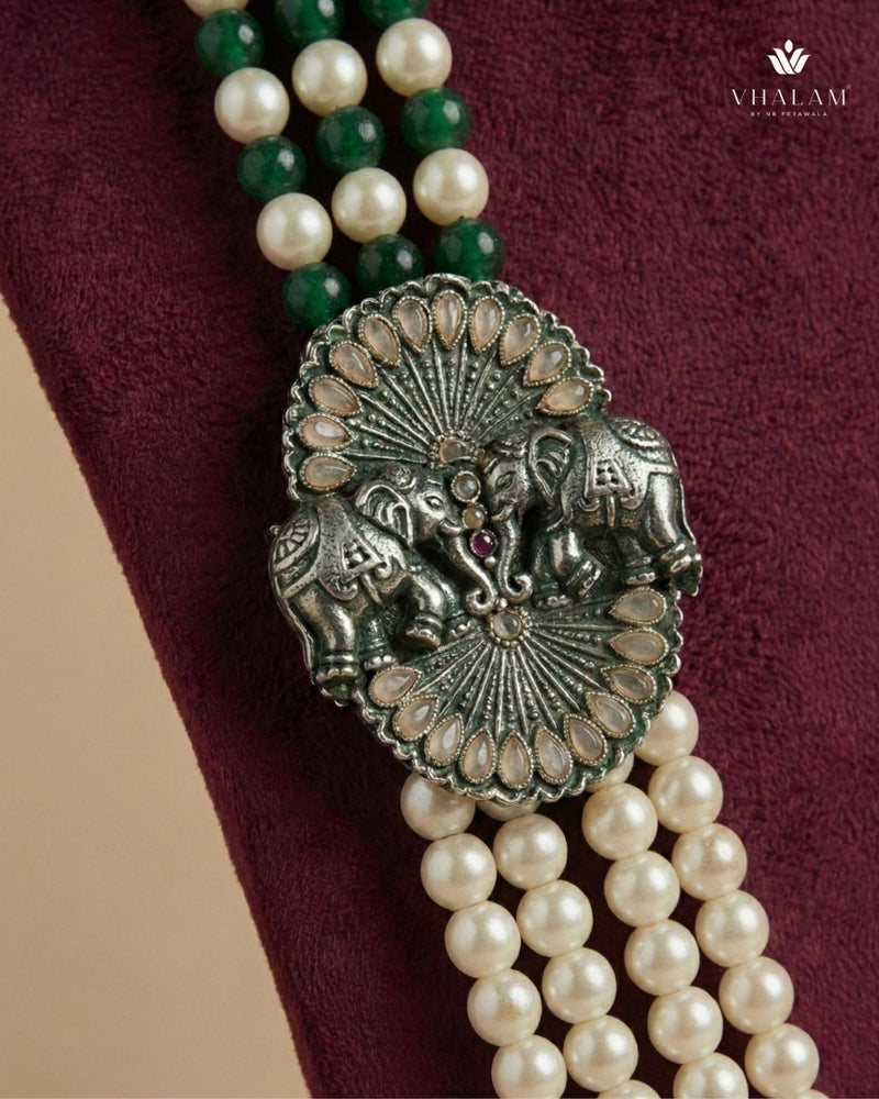 Dulha Royal Emerald & Pearl Elephant Brooch Mala
