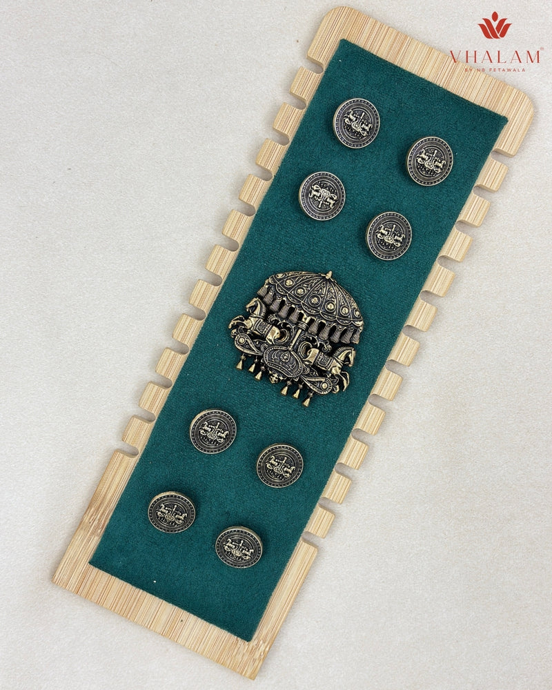 Imperial Royal Carriage Antique Button & Brooch Set