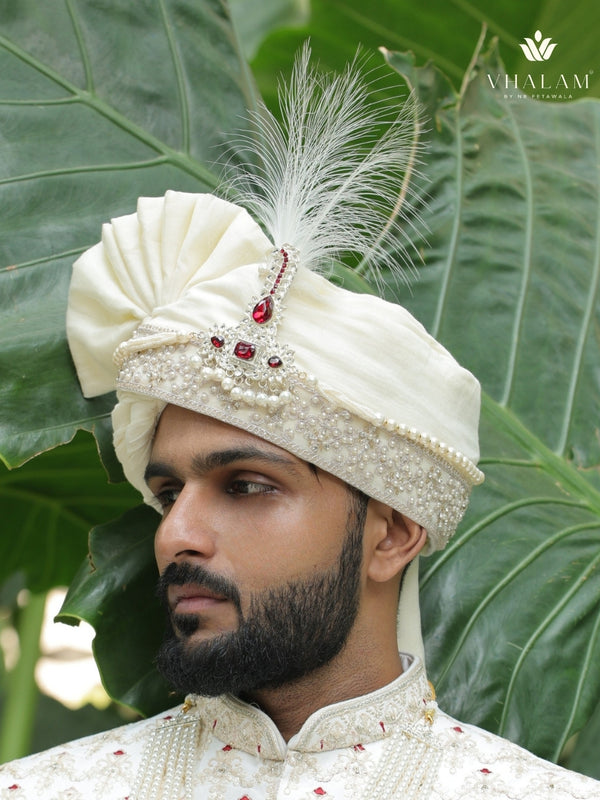 5-Piece Groom's Set for Ivory/Off-White Sherwani