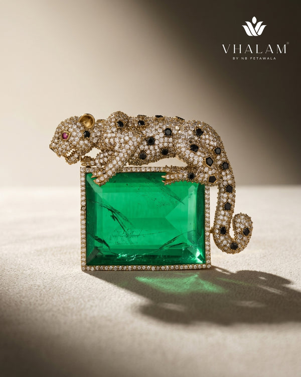 Royal Panther Emerald Green Stone Ceremonial Golden Brooch