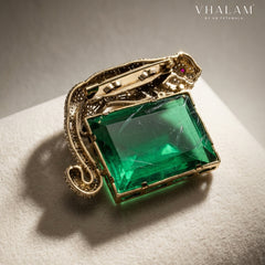 Royal Panther Emerald Green Stone Ceremonial Golden Brooch