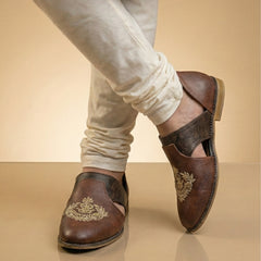 Pheasant Hand-Embroidered Zardosi Crest Mules