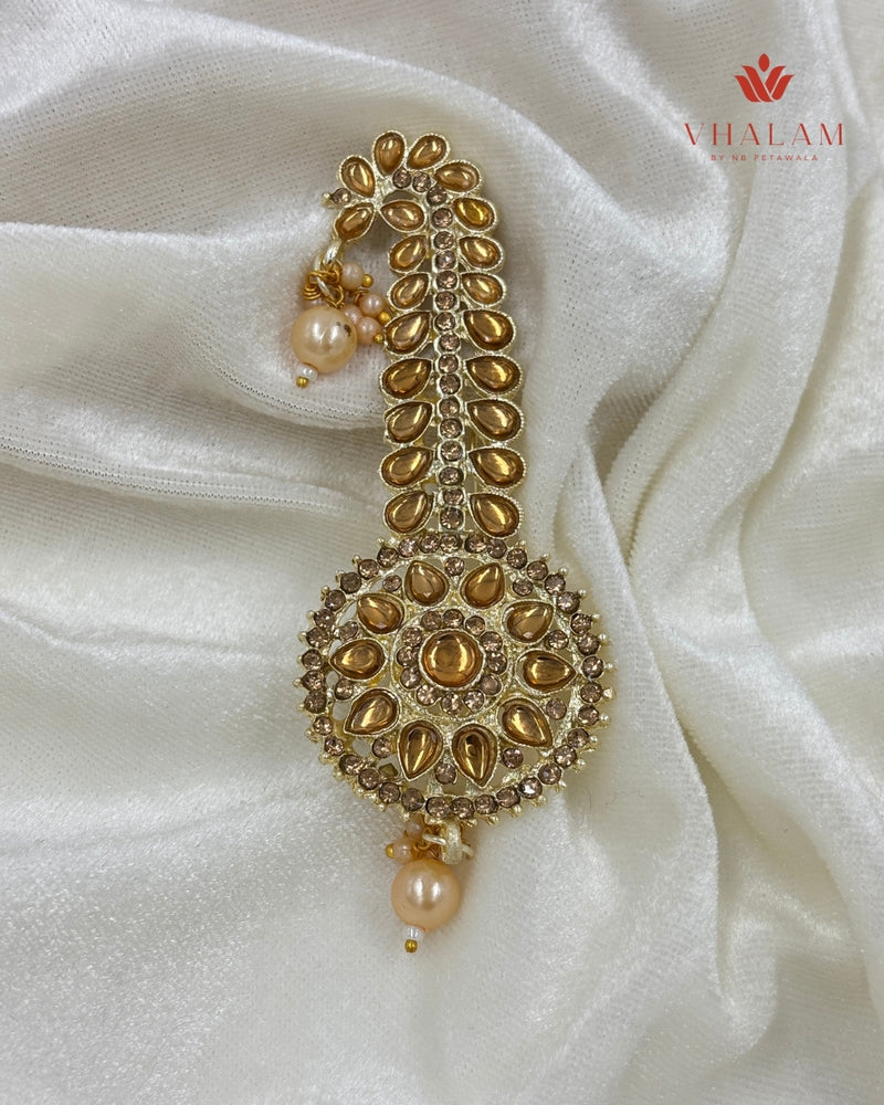 Regal Round Golden Kundan Turban Brooch