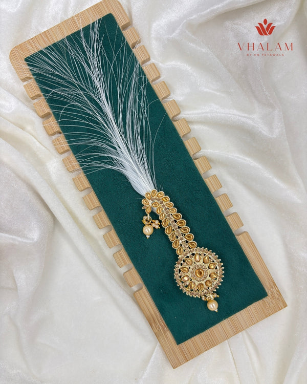 Regal Round Golden Kundan Turban Brooch