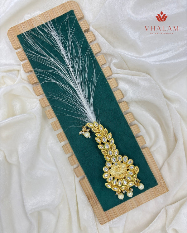 Antique Gold Floral Kundan and Pearl Turban Brooch