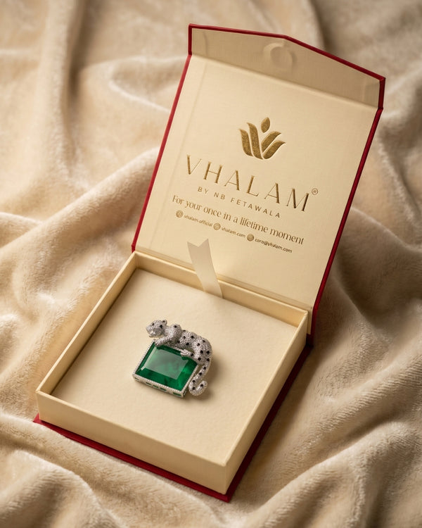 Royal Panther Emerald Green Stone Ceremonial Silver Brooch