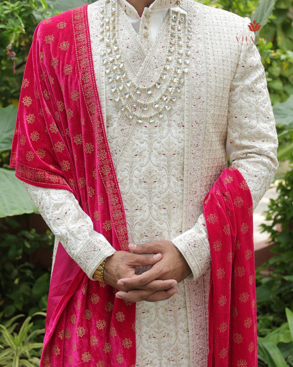 Regal Pink Velvet Shawl with Intricate Golden Motifs