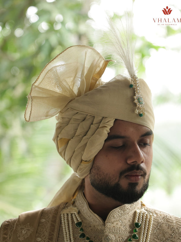 Classic Light Gold Groom Turban with Kundan Brooch & Feather