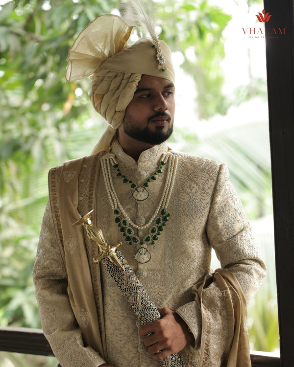 Classic Light Gold Groom Turban with Kundan Brooch & Feather