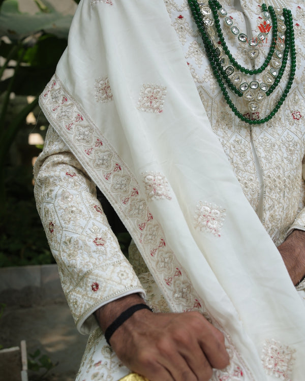 Elegant Cream Shawl with Subtle Red Floral Motifs