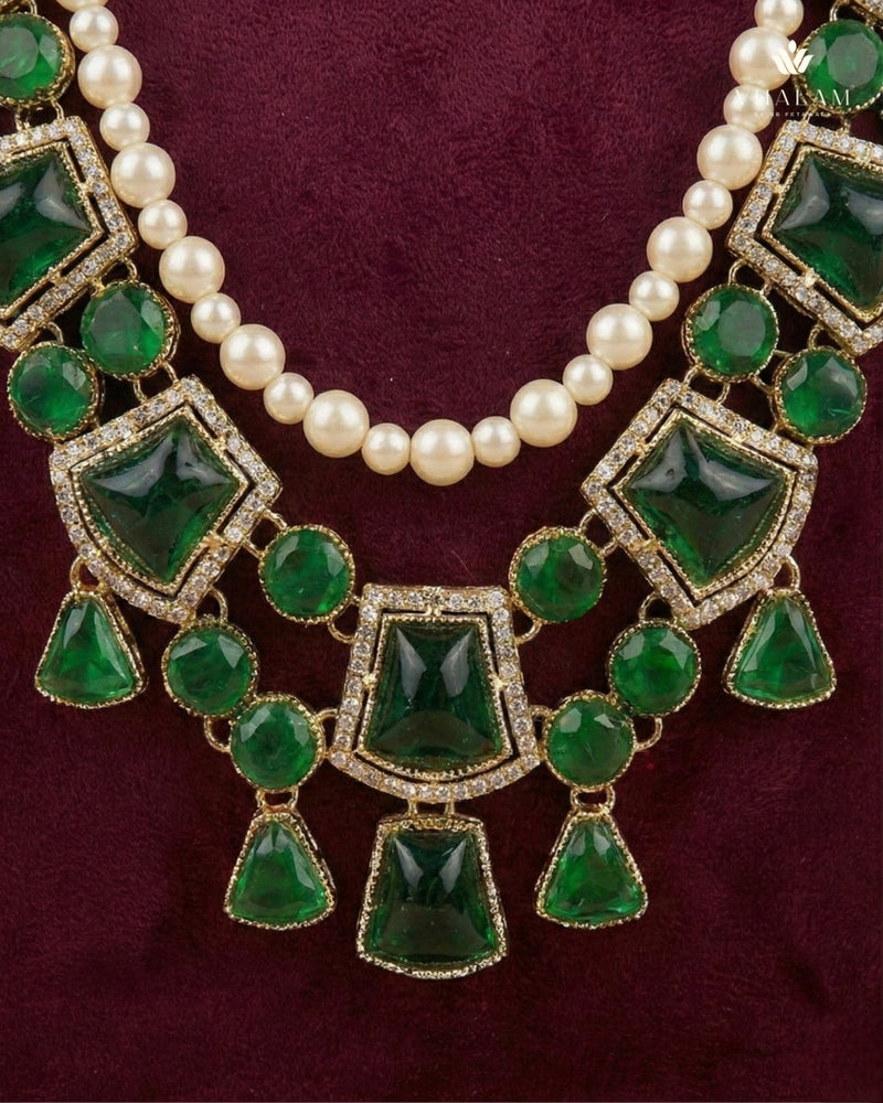 Grand Green Maharaja Emerald Bib Mala