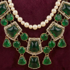 Grand Green Maharaja Emerald Bib Mala