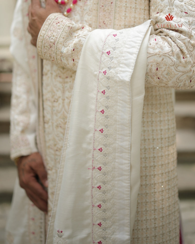 Cream Silk Shawl with Subtle Pink Accents and Border Detailing