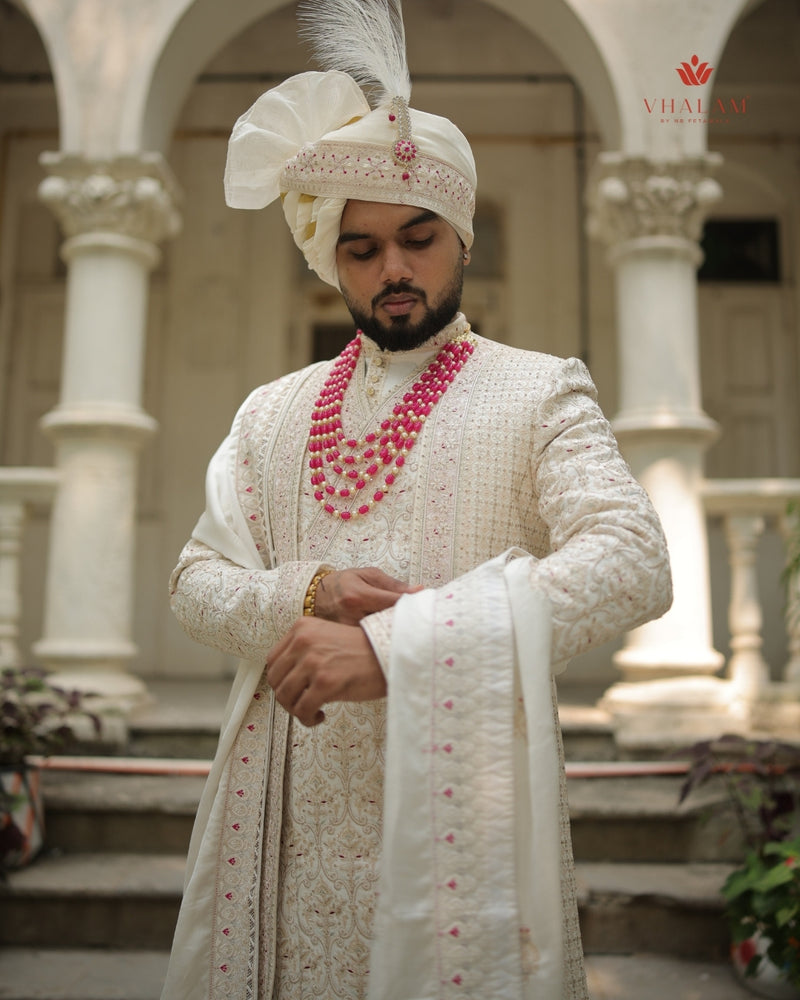 Cream Silk Shawl with Subtle Pink Accents and Border Detailing
