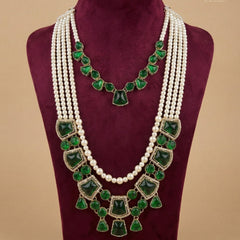 Grand Green Maharaja Emerald Bib Mala