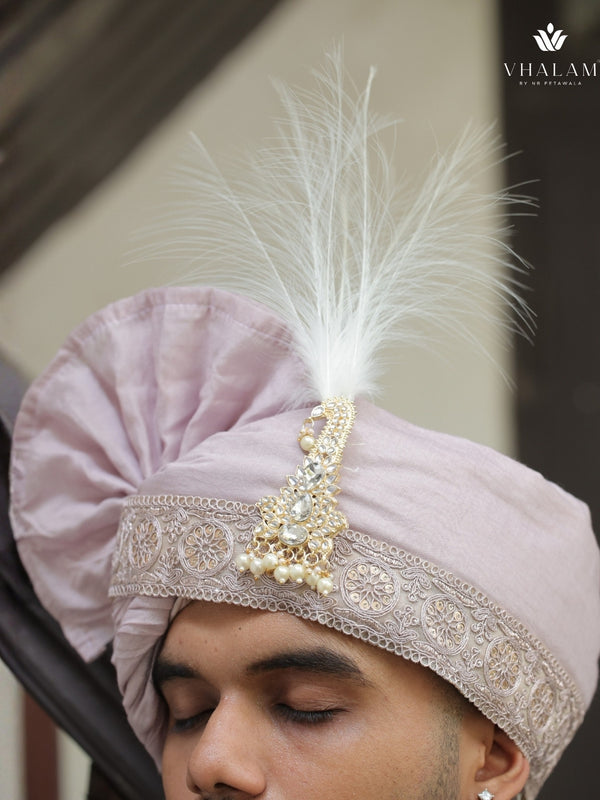 Royal Light Purple Wedding Pagdi with Pearl Brooch & Feather