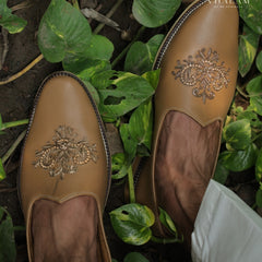 5-Piece Groom's Set for Ivory/Off-White Sherwani